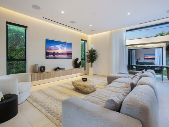 Serene-Luxe-interior-4