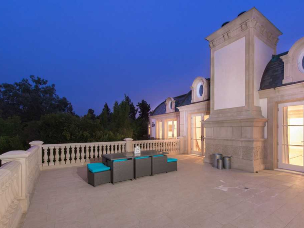 GRAND-MANOR-outdoor-1