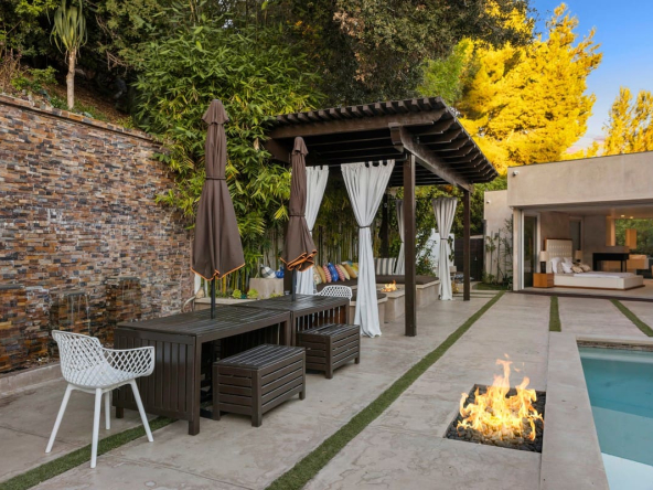 Villa-Altopiano-Pietra-outdoor-3