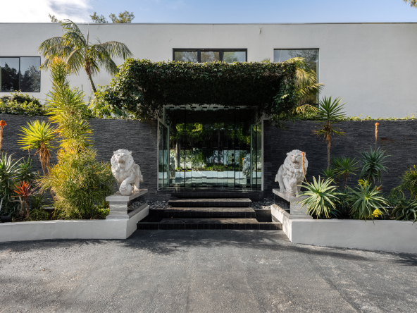 The-Apex-Beverly-Hills-Luxury-House-Rental-Los-Angeles-13.bak