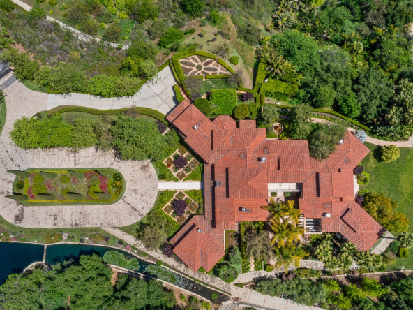 Palatial Residence 10