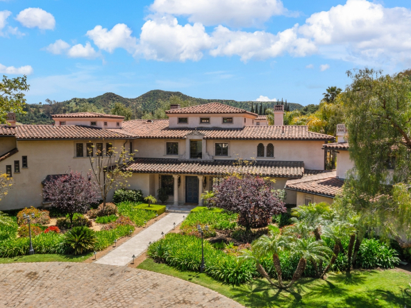 Palatial Residence 15