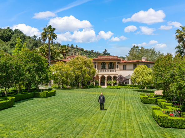 Palatial Residence 29