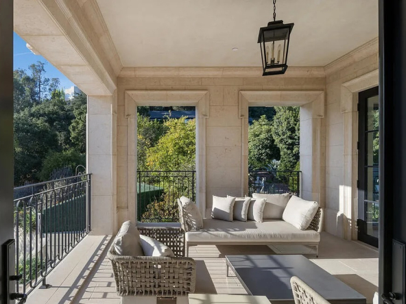 39 Villa Magnifica