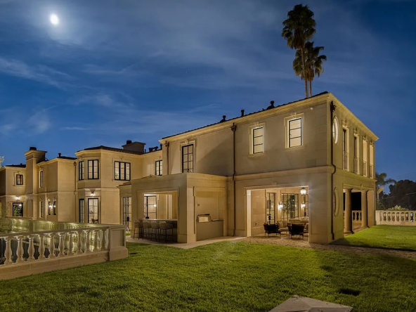 42 Villa Magnifica