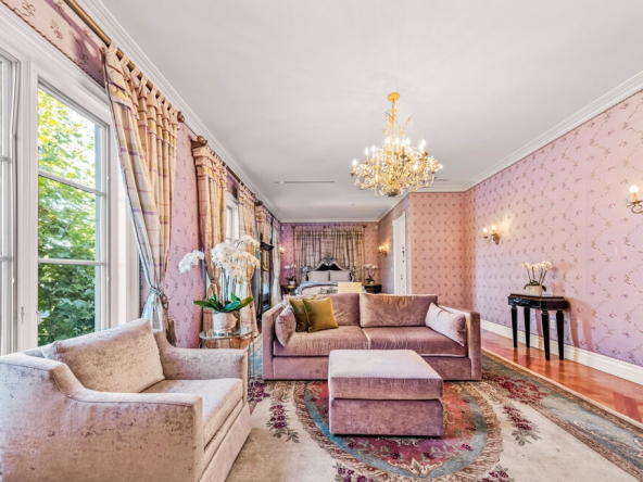 Cape Estate 18