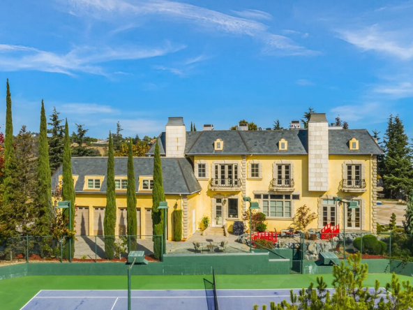 Cape Estate 23