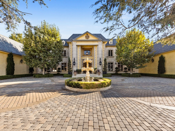 Cape Estate 3