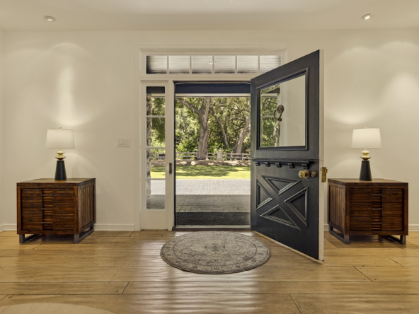 Lakeside Retreat_8829