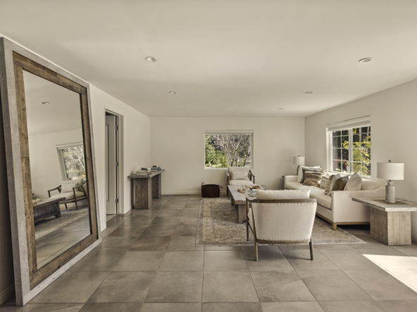 Lakeside Retreat_8837