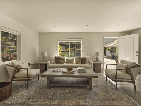 Lakeside Retreat_8843
