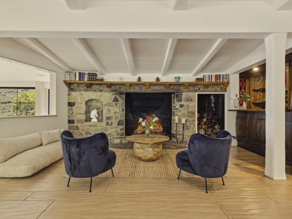 Lakeside Retreat_8870 (1)