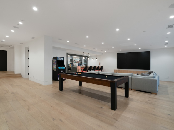Majestic Estate 43