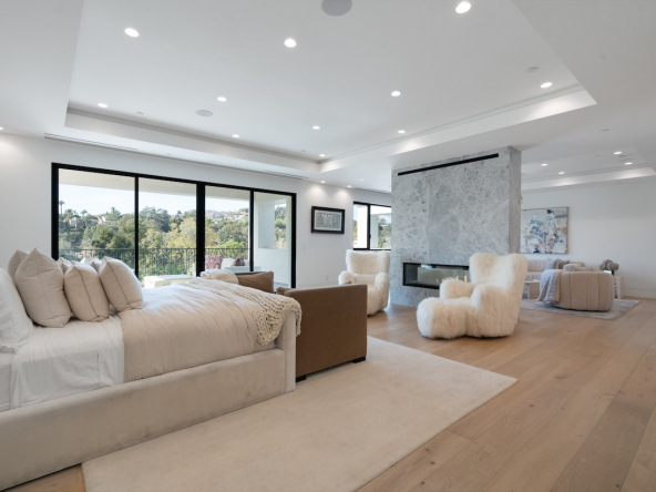 Majestic Estate 63