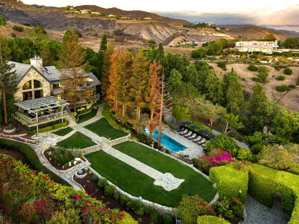 Opulent View 01a