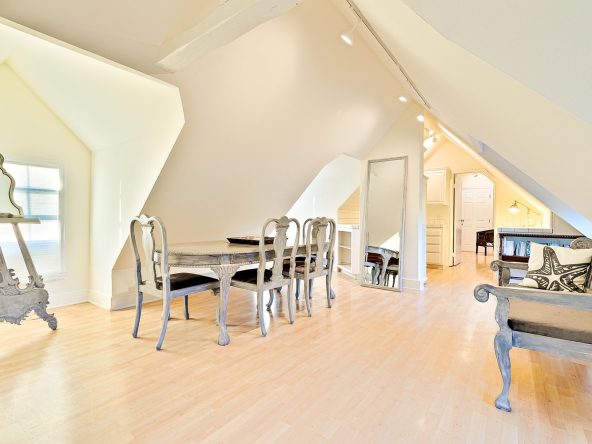 Opulent View 9a
