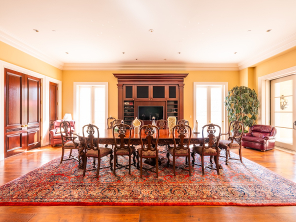 Royalty Estate 15 (133)