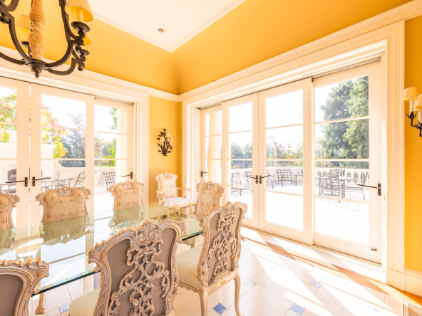 Royalty Estate 15 (148)