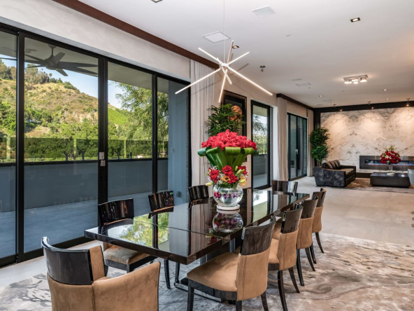 Lush Oasis 36