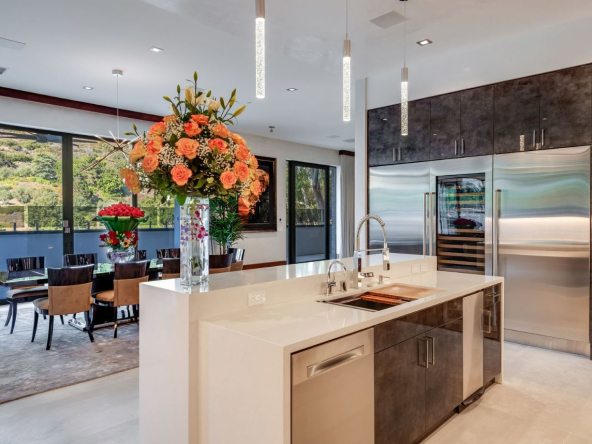 Lush Oasis 37