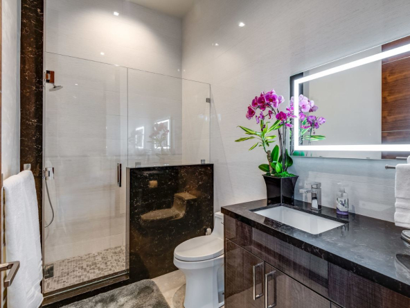 Lush Oasis 51