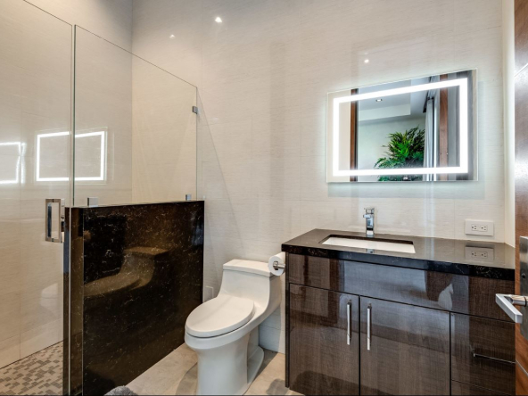 Lush Oasis 53
